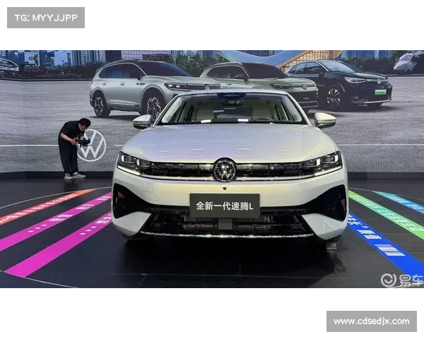 全新大众速腾预告图曝光,车长增至4812mm,或命名为“速腾L” 全新大众速腾预告图曝光,车长增至4812mm,或命名为“速腾L”
